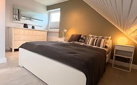 Perfekte Wohnung in perfekter Lage mit Balkon!